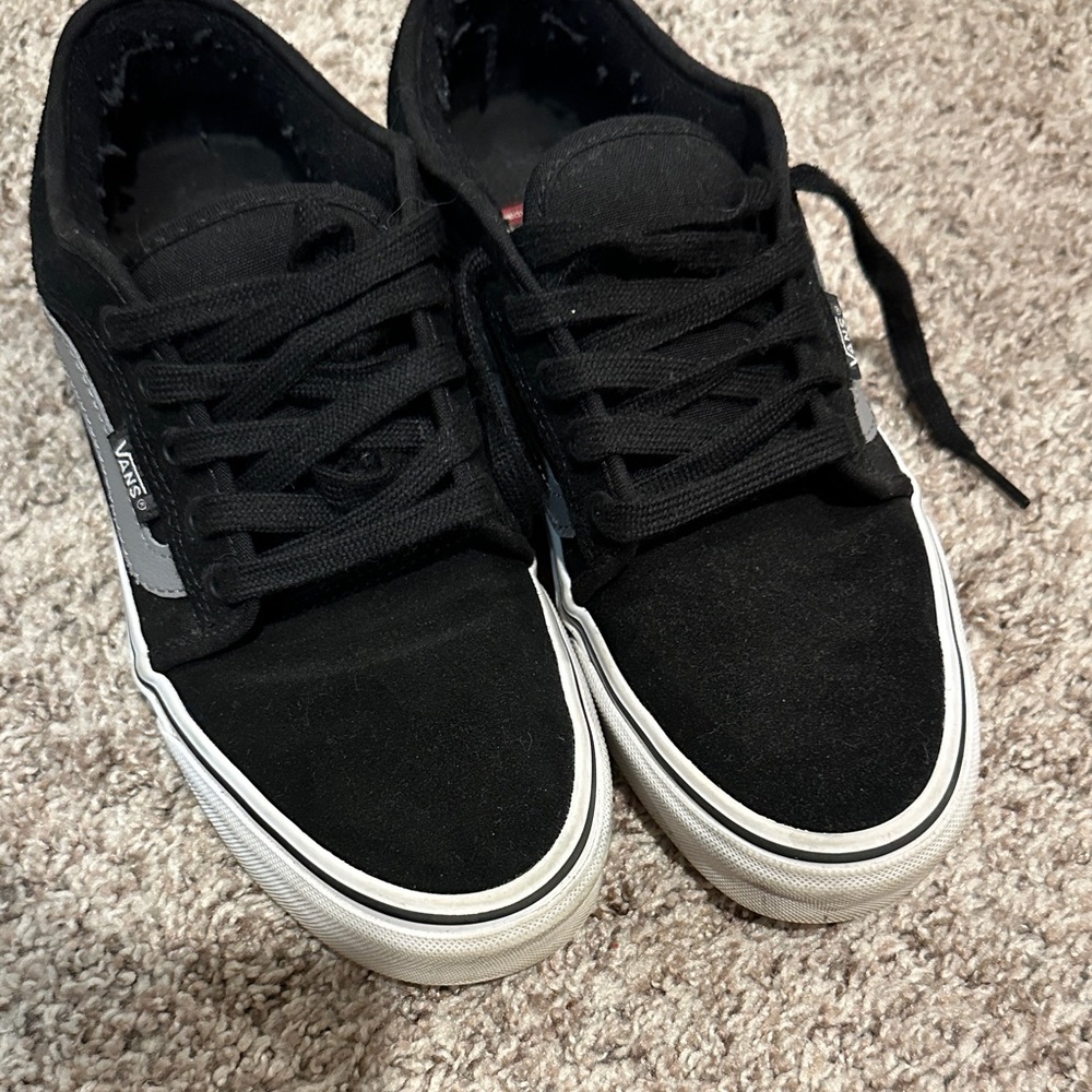 Vans Men's Black and White Sneakers
